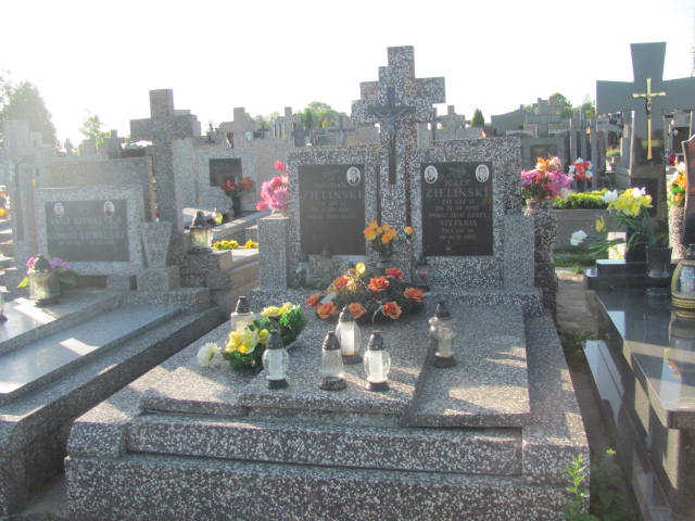 Grób Józef Zieliński