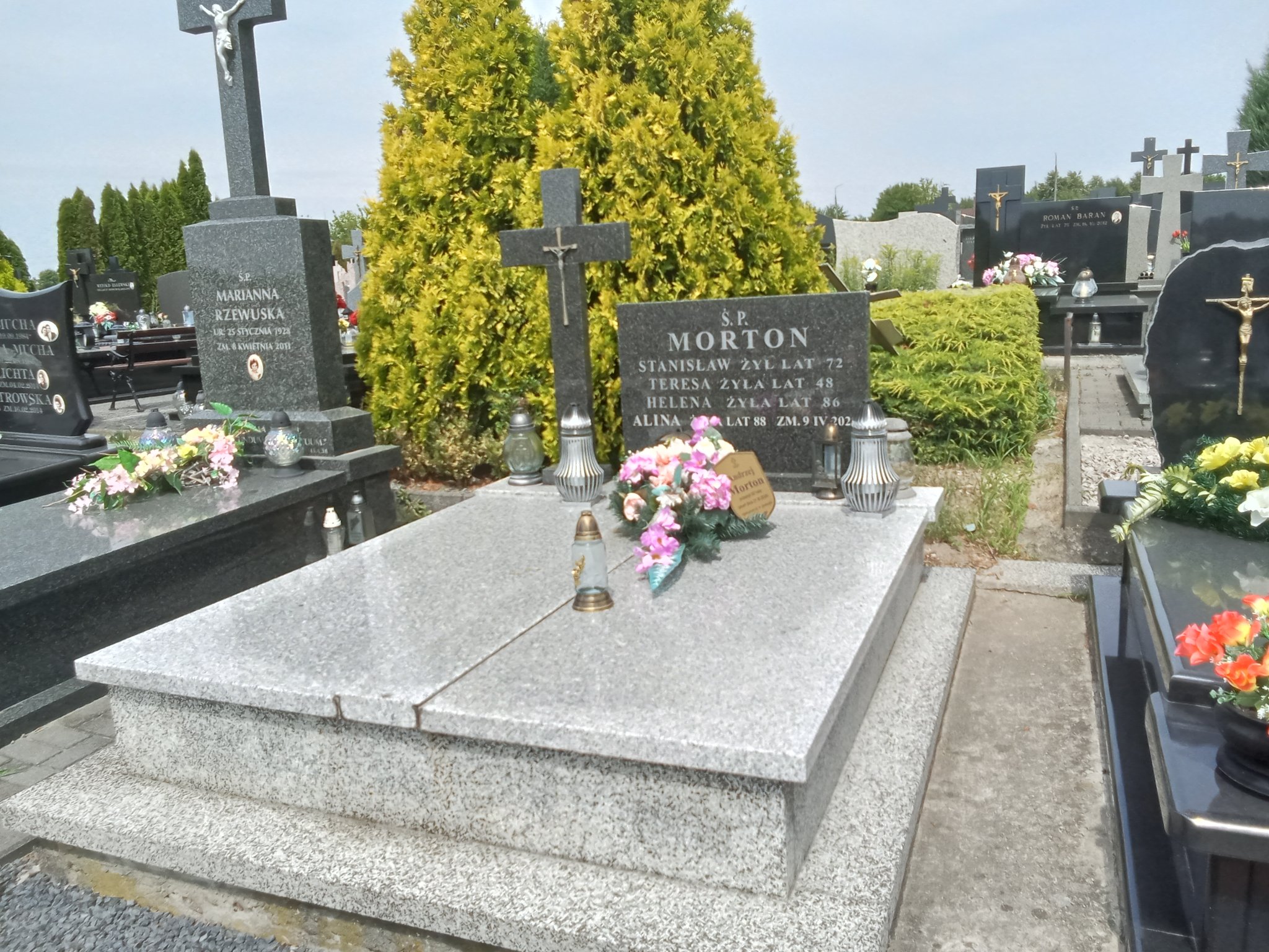 Grób Andrzej Morton