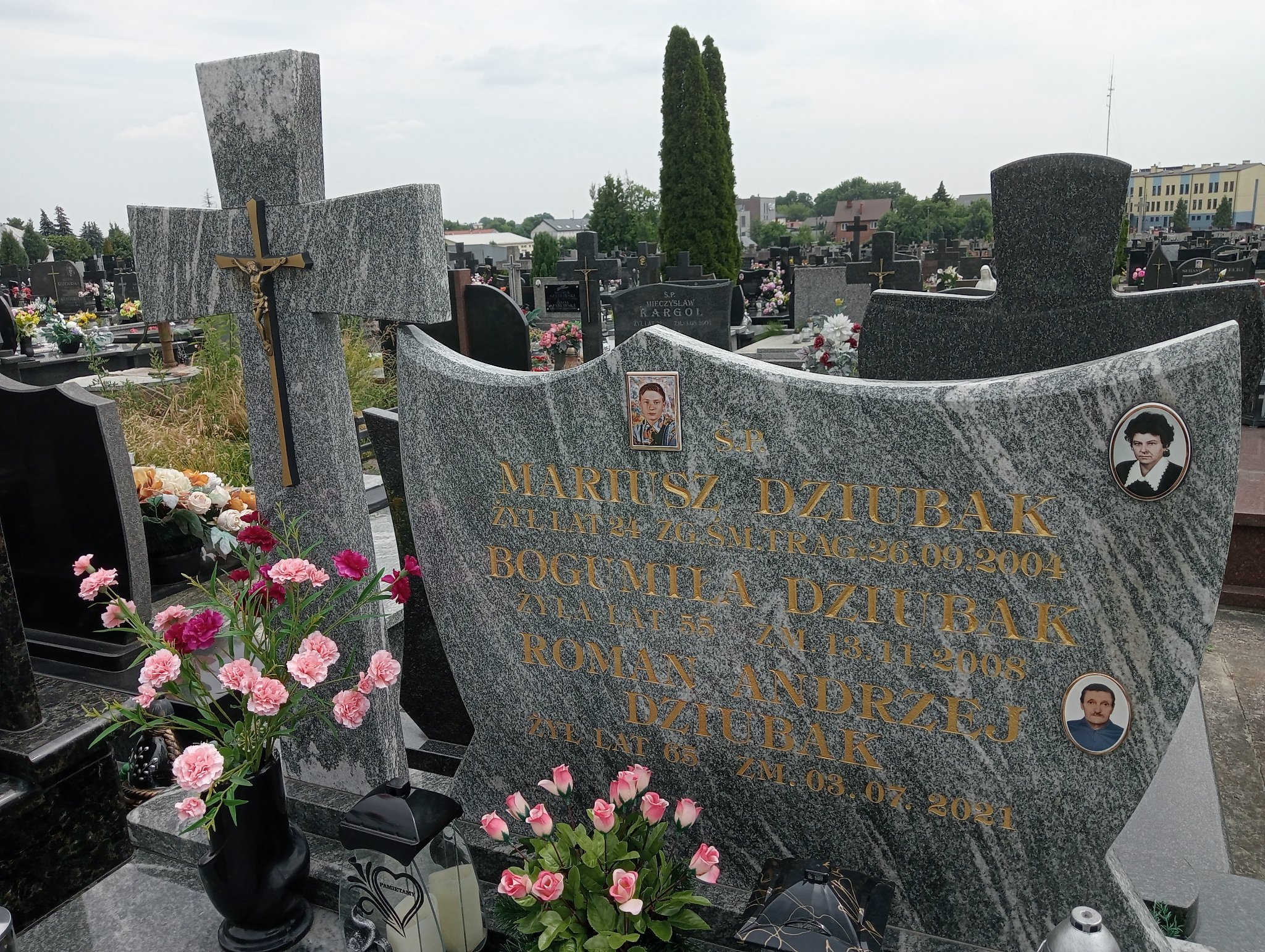 Mariusz Dziubak Garwolin - Grobonet - Wyszukiwarka osób pochowanych