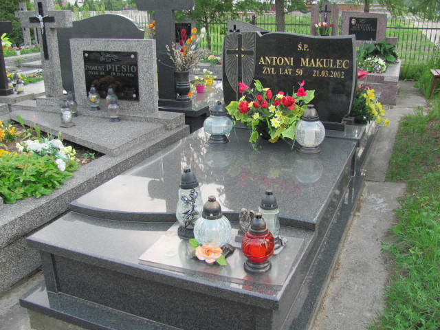 Grób Antoni Makulec